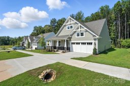 3022 Cedar Falls Drive