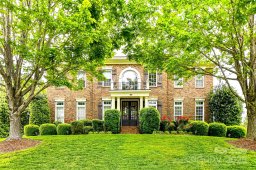 8011 S Dorchester Trace