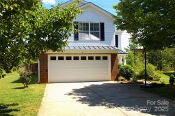 6614 Wicked Oak Lane