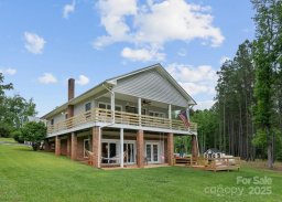 281 Emerald Shores Road