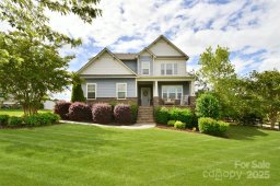 104 Rockridge Point Drive