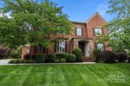 3206 Lakehurst Crossing