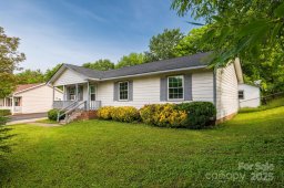 1613 Hamilton Street