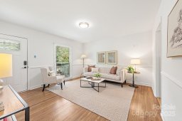 4533 Gainesborough Road