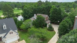 7704 Ninth Fairway Lane