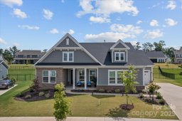 1005 Willow Bank Lane