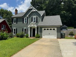 4221 Hounds Run Drive