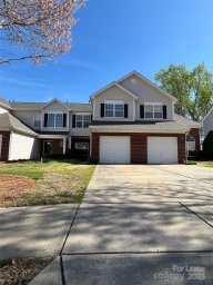 12211 Stratfield Place Circle