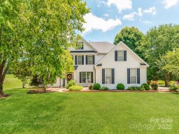 1605 Ambergate Drive