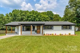 2610 Fairgreen Drive