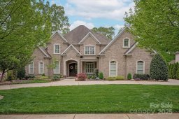 947 Wessington Manor Lane