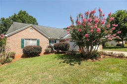 730 Hidden Creek Circle