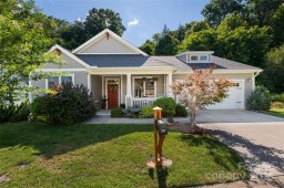 38 Pinebrook Club Drive