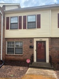 4629 Old Lantern Way