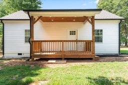 1192 Hampton Grace Avenue