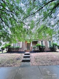 5924 Colonial Garden Drive