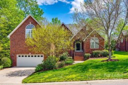1126 Blowing Rock Cove