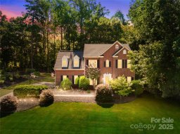 1013 Muirfield Drive