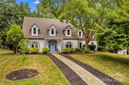 586 Highland Ridge Road