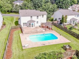 204 Misty Arbor Lane