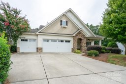 2496 Bergamot Street