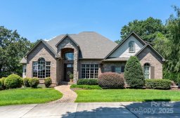 123 Stonebridge Drive