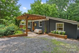 207 S Oconeechee Avenue