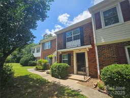 11020 Hunter Trail Lane