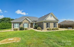 1905 Scuffle Hill Drive