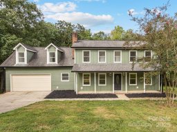 2304 Wineberry Court