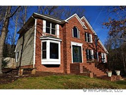 11 Silverstone Drive