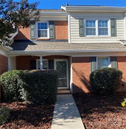 9232 N Vicksburg Park Court