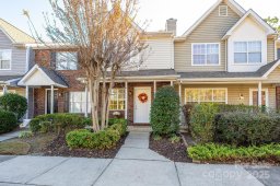 11133 Whitlock Crossing Court