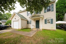 12817 Lismorre Castle Court