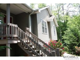 5 Poplar Creek Drive