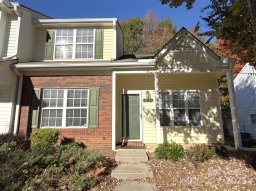 5229 Ficus Tree Lane