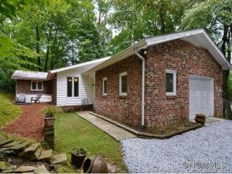 54 Bear Rock Loop Road