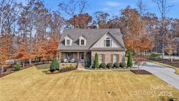 1007 Flat Rock Drive