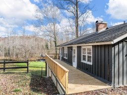 1420 W Lakeshore Drive