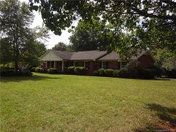 1606 Se Colfax Drive