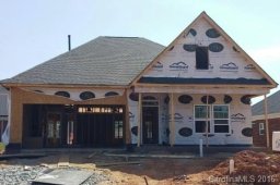 2902 Santiago Circle