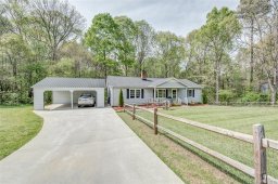 205 Cottonwood Drive