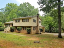 1142 Canterbury Drive