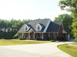 2806 W Pinewood Road