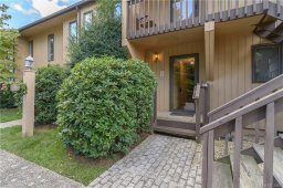 14 Pebble Creek Drive