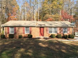 1203 Northwoods Drive