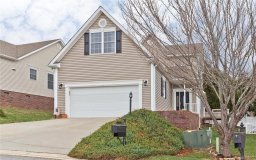 122 Willow Oak Drive