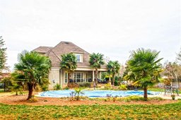 8059 E Andrews Drive