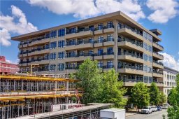 21 Battery Park Avenue