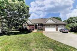 5509 Mountain Point Lane